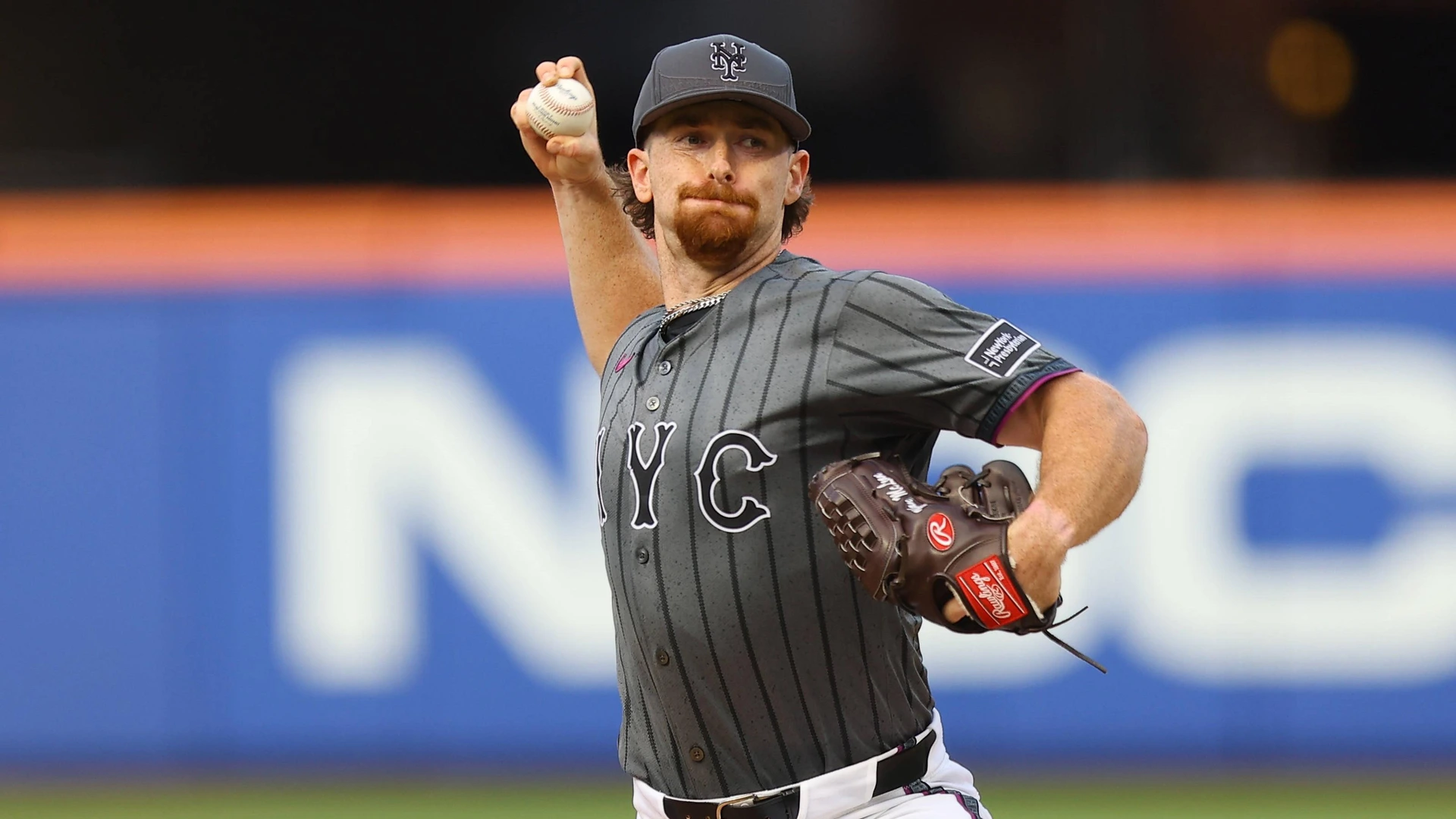 MLB, Baseball Herren, USA Washington Nationals Vs. New York Mets New York Mets starting pitcher Nolan McLean 26 throws during the fifth inning of a baseball game against the Washington Nationals at Citi Field in Corona, N.Y., on September 20, 2025.