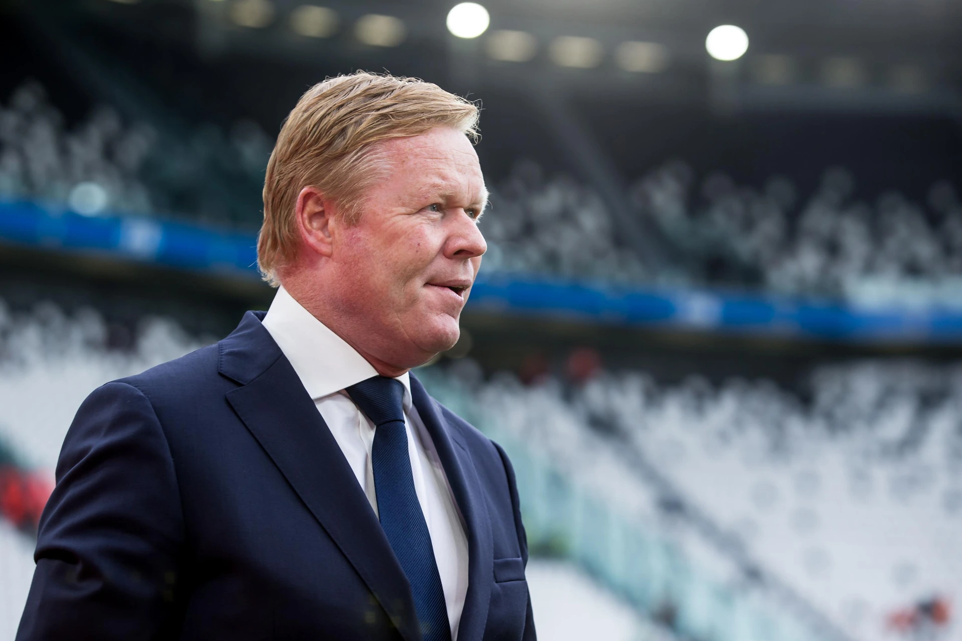 Laporta gela Koeman: “Al Barca non esistono stagioni di transizione”
