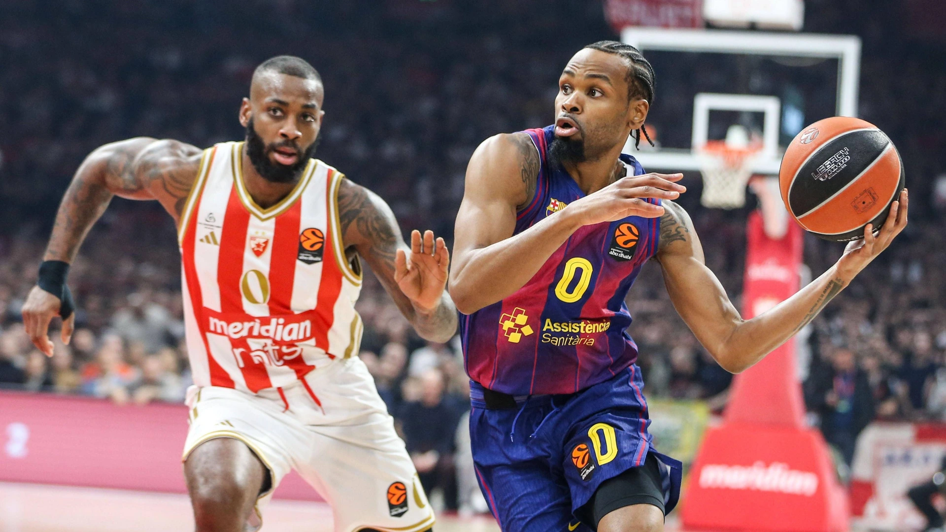 Codi Miller-McIntyre L of Crvena Zvezda in action againstKevin Punter R of Barcelona during EuroLeague round 14 basketball match between Crvena Zvezda and Barcelona at Beogradska Arena in Belgrade, Serbia on December 5, 2025.