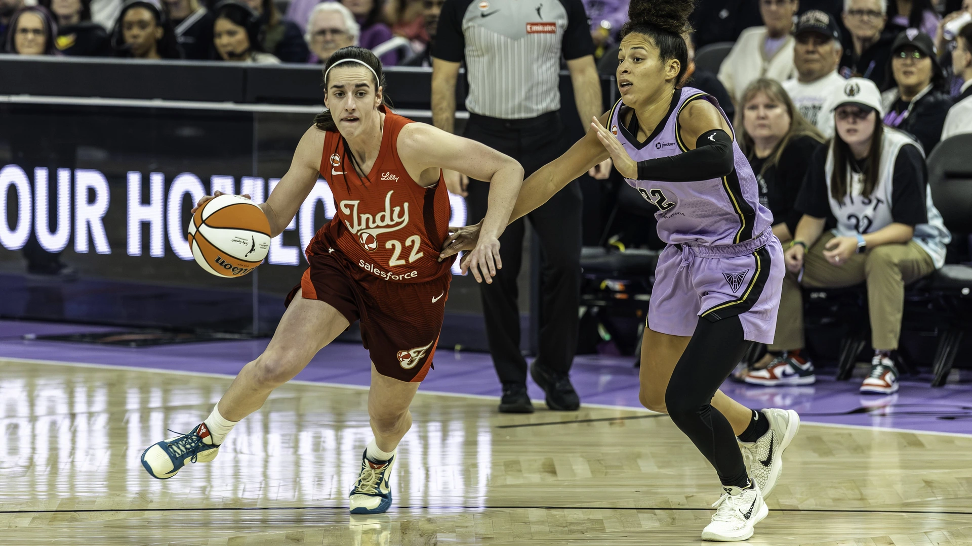 WNBA, Basketball , USA 2026: Indiana Vs Golden State MAY 28 May 28 2026 Indiana guard Caitlin Clark 22goes to the hoop during the WNBA game between Indiana Fever and the Golden State Valkyries. 