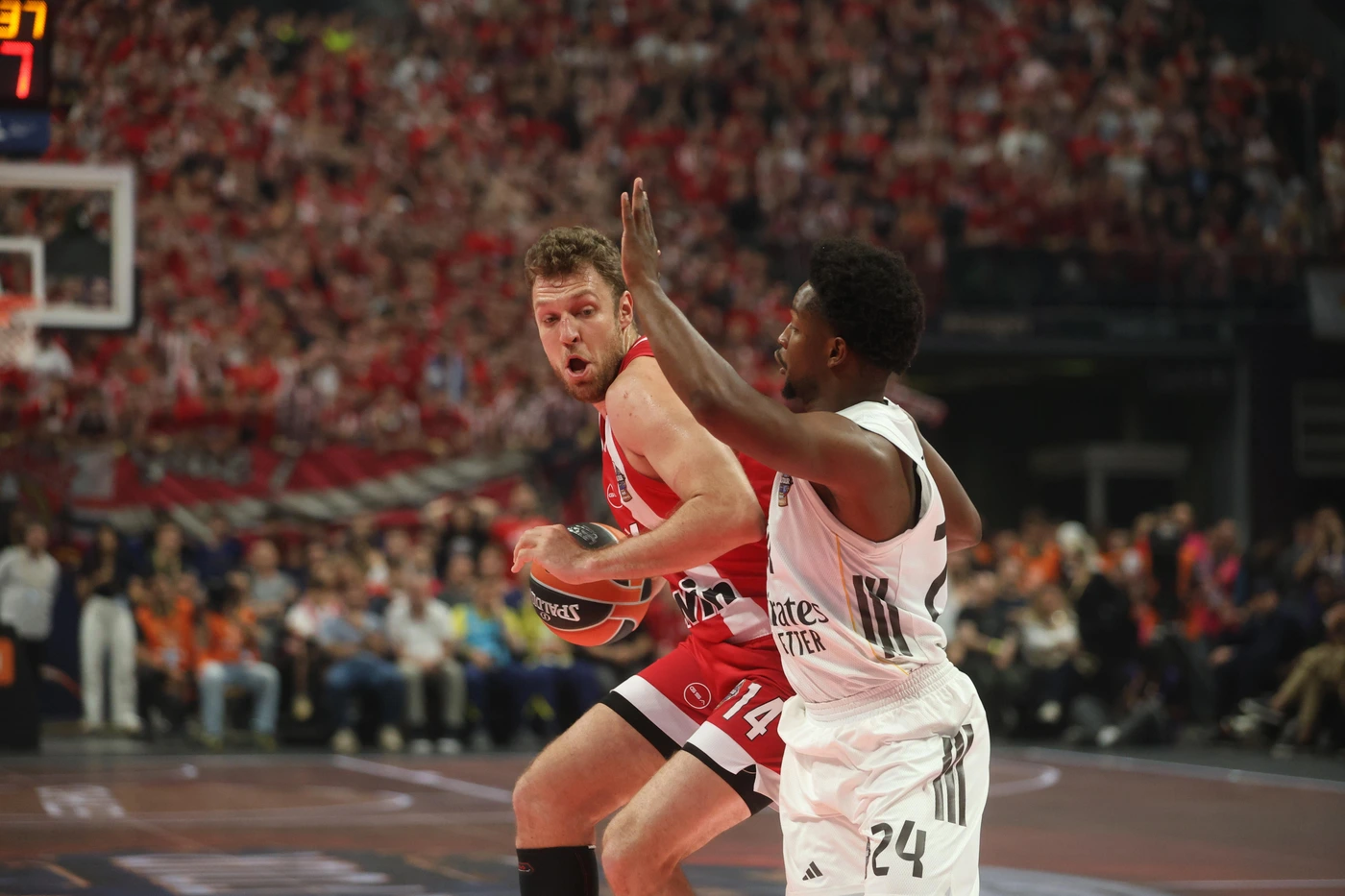 Vezenkov Olympiacos