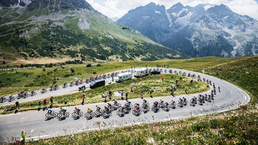 CICLISMO: La leggendaria salita dell'Alpe d'Huez