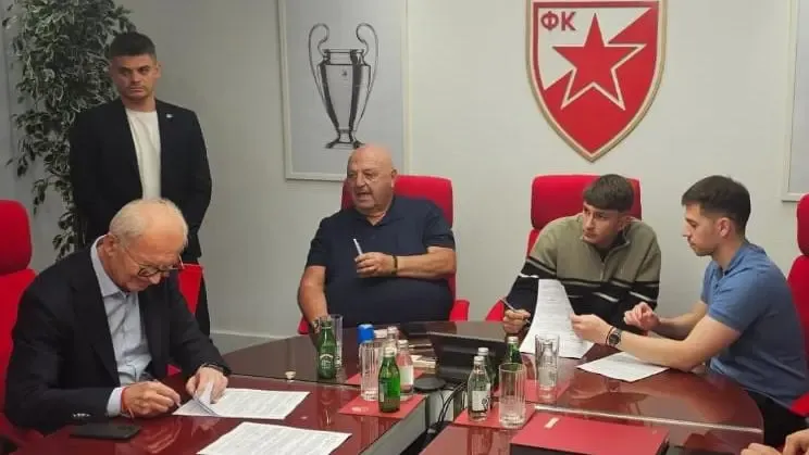 Официално: Кристиян Балов подписа с Цървена звезда