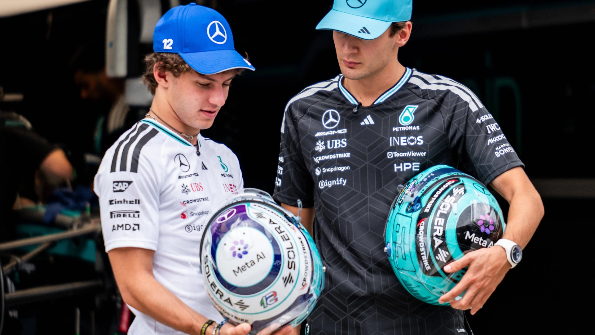 F1 - BAHRAIN GRAND PRIX IN MALAYSIA 2026 KIMI ANTONELLI Andrea ita, Mercedes AMG F1 Team W17, portrait RUSSELL George gbr, Mercedes AMG F1 Team W17, Formula One World Championship, October 1, 2026