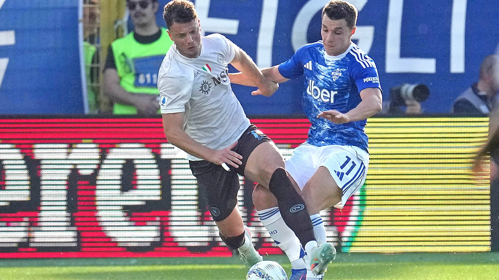 May 2 : Amir Rrahmani of NAPOLI vs Anastasios Douvikas during the Serie A match between Como 1907 and SSC Napoli Como Stadio Senigallia in, Italy.