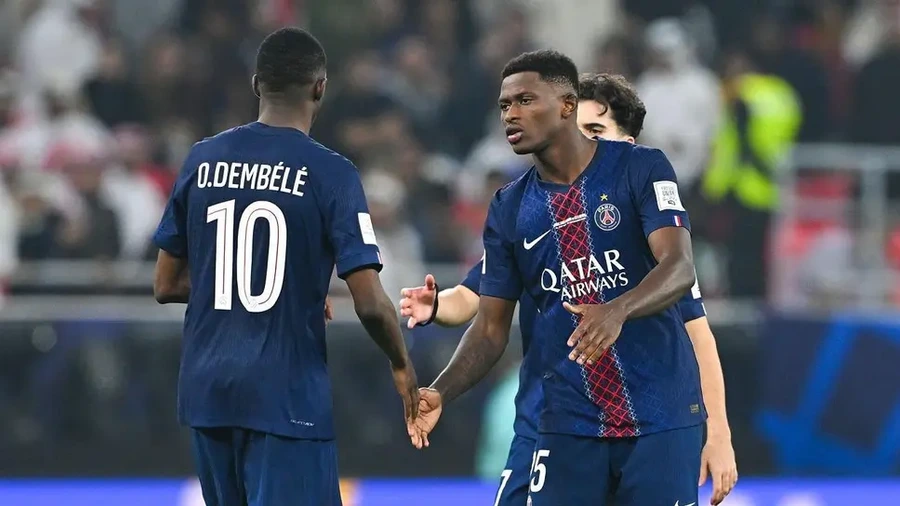 PSG îi menajează pe Dembélé și Nuno Mendes pentru Liga Campionilor