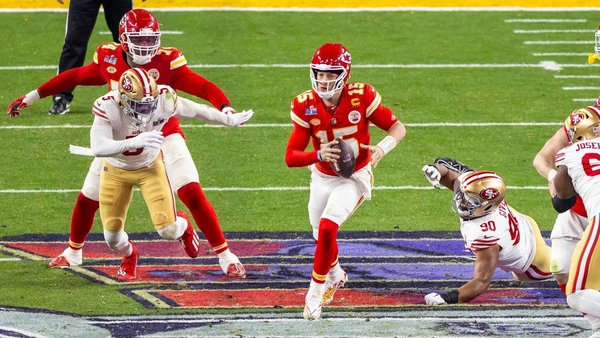 🏈 NFL: С Тейлър Суифт и съдийска помощ Канзас Сити ще продължат да печелят