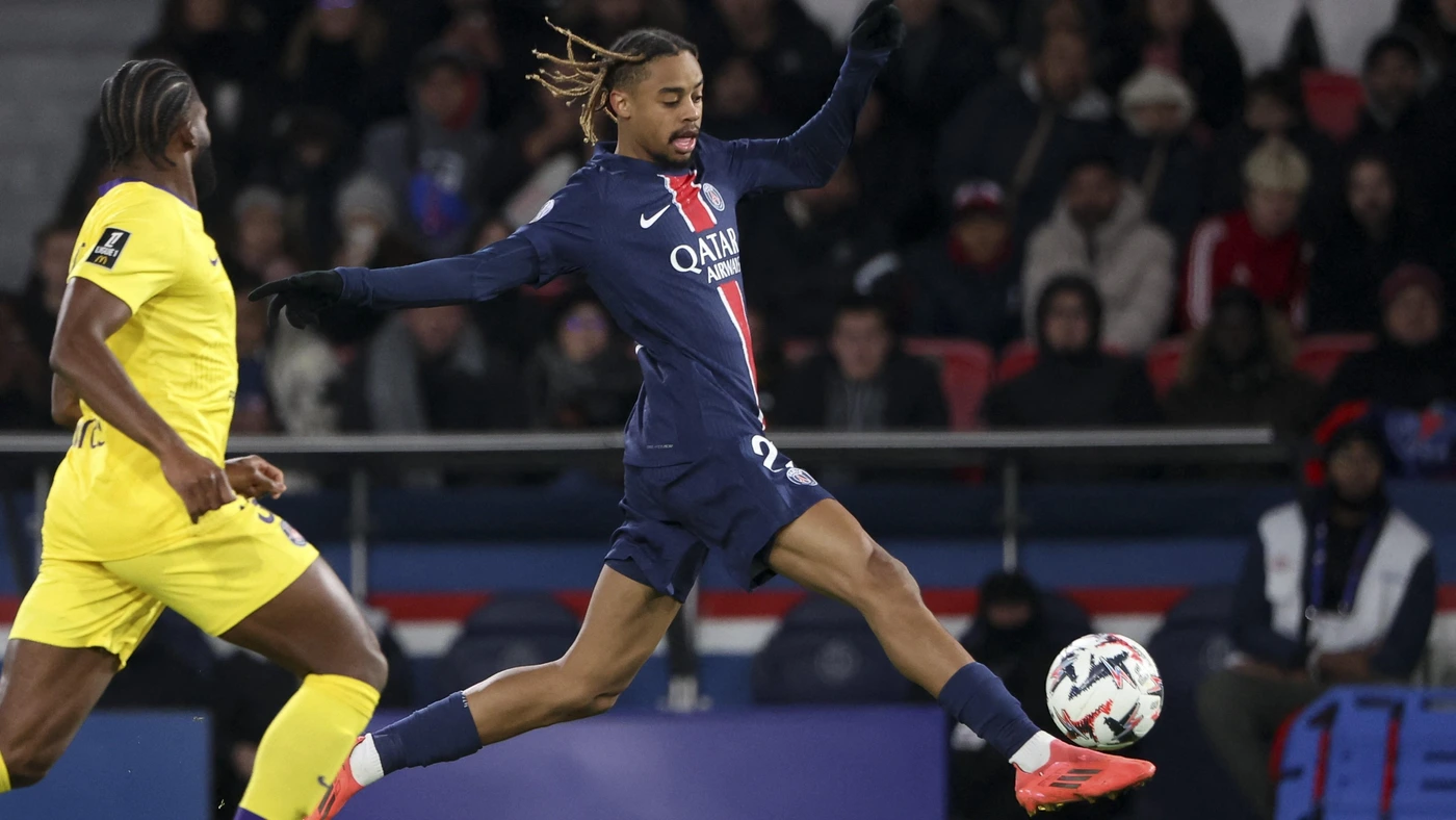 Bradley Barcola of PSG during the French championship Ligue 1 football match between Paris Saint-Germain (PSG) and Toulouse FC (TFC) on November 22, 2024 at Parc des Princes stadium in Paris, France