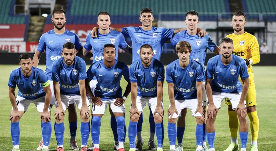 Спартак (Варна) излиза за първа победа в efbet Лига