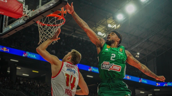 Panathinaikos Athens v Olympiacos Piraeus Sasha Vezenkov and Lorenzo Brown are in action during the Euroleague game between Panathinaikos and Olympiacos, with a final score of 89-94, at OAKA in Athens, Greece, on September 11, 2024