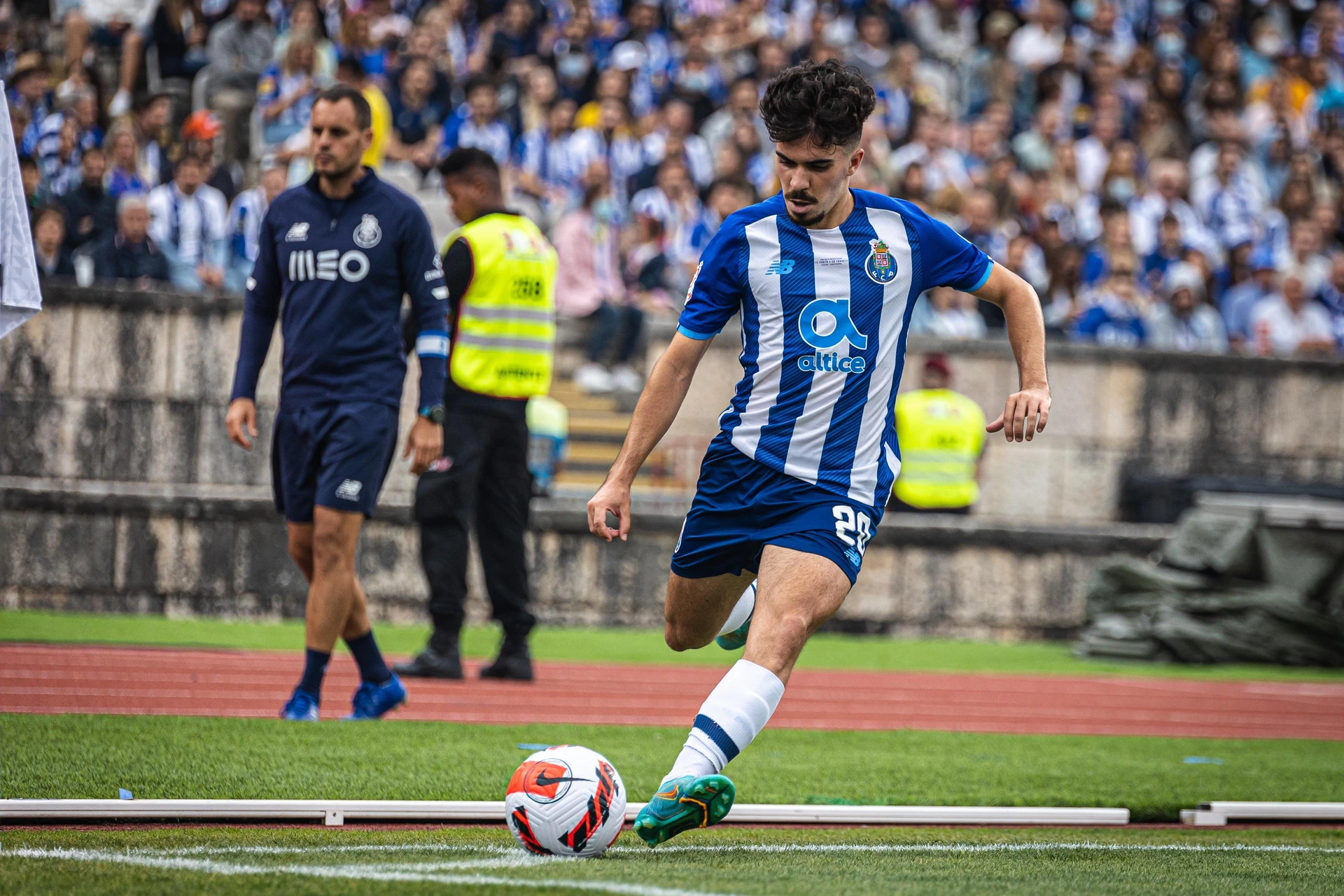 Da Costa (pres. Porto): “Vitinha parte solo per la clausola rescissoria”