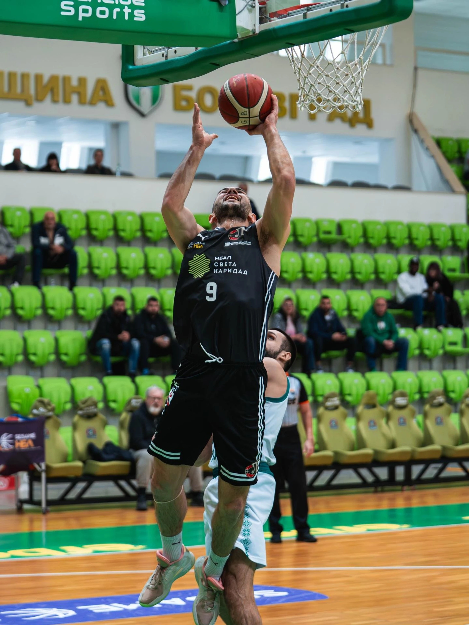 Локомотив (Пловдив) е първият полуфиналист на efbet Купа на България