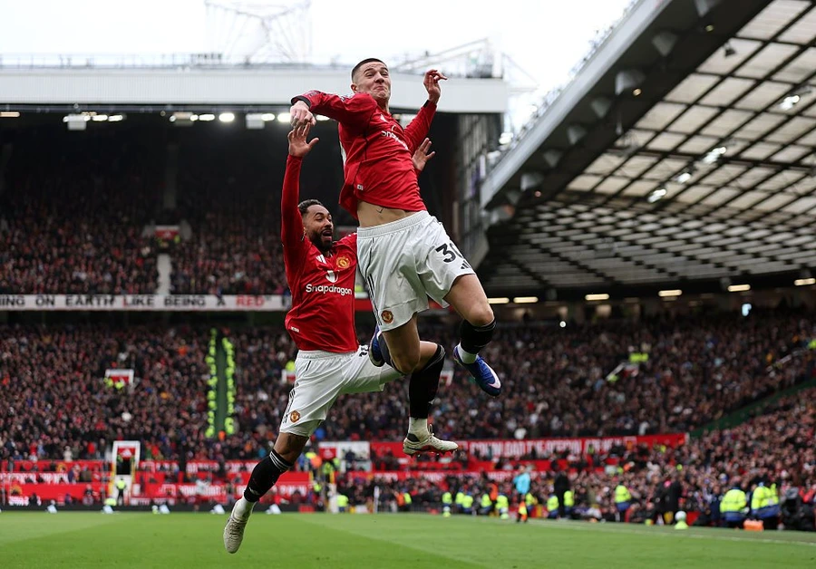 Tre UNIKALE Mål! 🔥 | Man United vs Aston Villa | Highlights