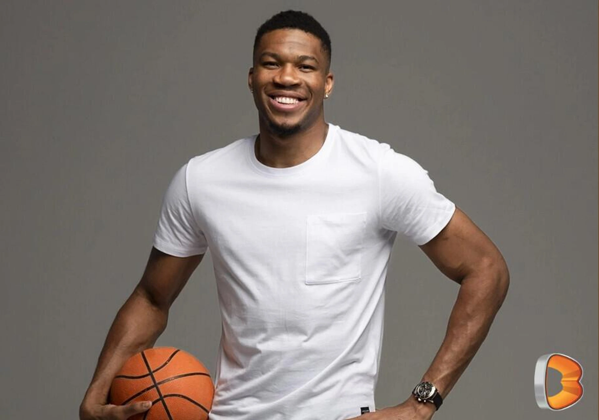 Янис Адетокунбо, глобален посланик на Betano, отново номер 1 в NBA