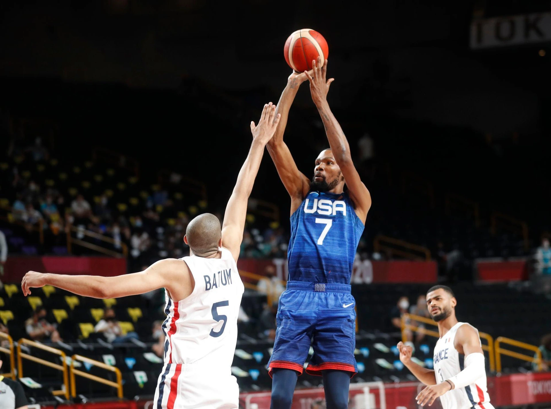 Dietrofront Kevin Durant: non si muove da Brooklyn. L’annuncio dei Nets