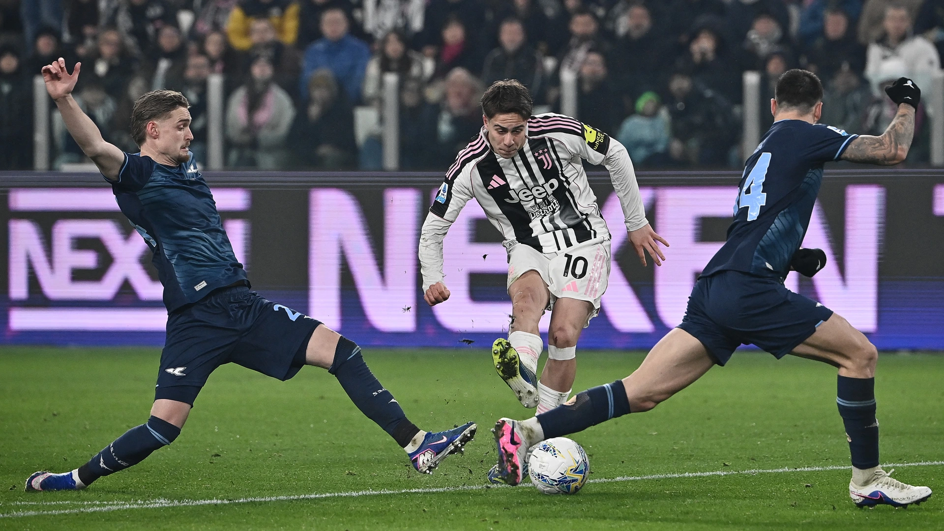 Juventus' Turkish forward #10 Kenan Yildiz (C) shoots the ball during the Italian Serie A football match Juventus vs Lazio at the Allianz stadium in Turin on February 8, 2026.