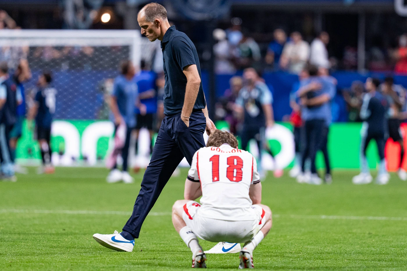 England vs Argentina Thomas Tuchel, England head coach, gestures after the match between England and Argentina in the semi-final of the 2026 FIFA World Cup, WM, Weltmeisterschaft, Fussball held at ...