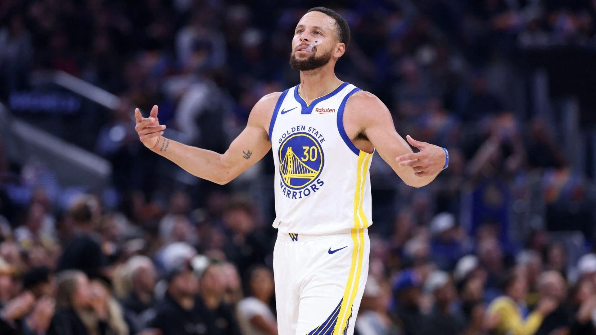 Стеф Къри Голдън Стейт Уориърс НБА NBA баскетбол уинбет news.winbet.bg