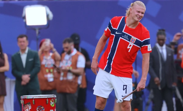 2026 World Cup - Brazil v Norway Norway forward Erling Haaland (9) during Brazil v Norway as part of the 2026 World Cup Round of 16 match in East Rutherford, NJ, USA on July 5, 2026. Photo by Charl...