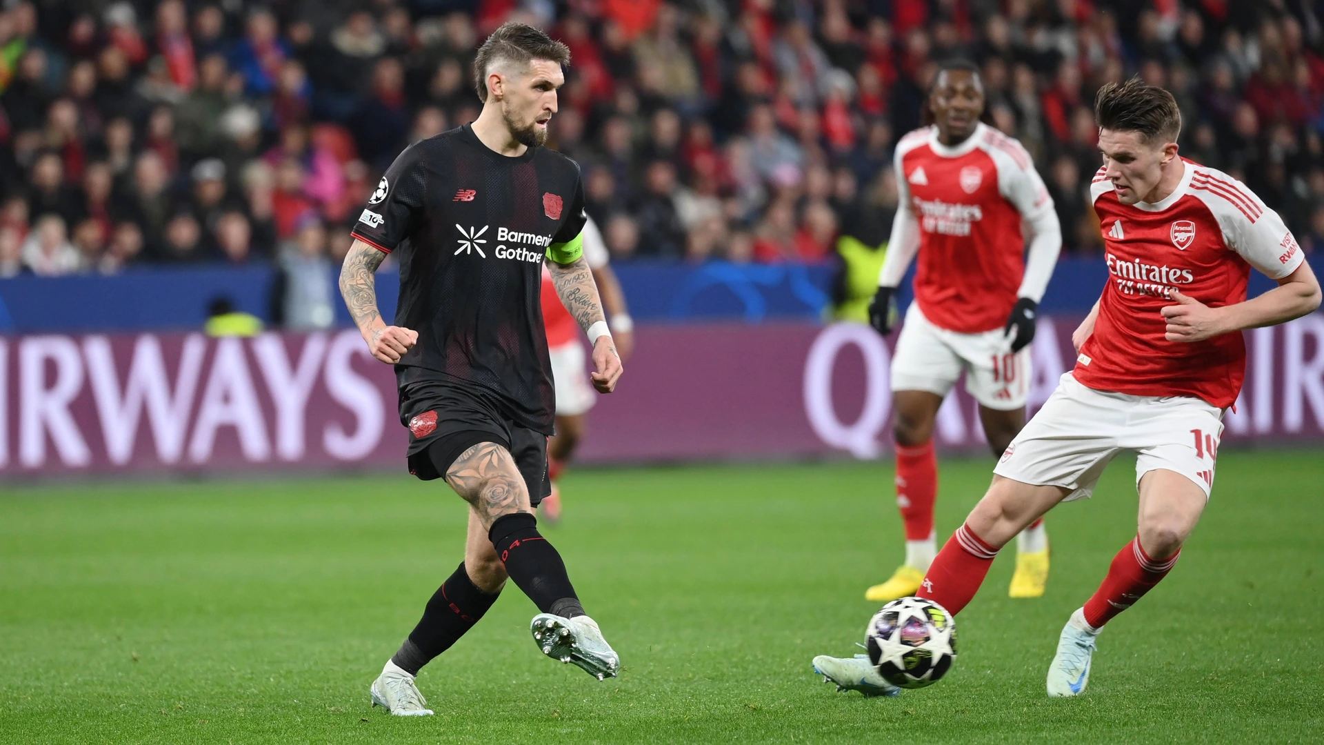 Viktor Gyökeres FC Arsenal , Robert Andrich Bayer 04 Leverkusen , v re 11 03 2026, Football, UEFA Champions League 2025 2026, Round of 16, Bayer 04 Leverkusen FC Arsenal 1 1