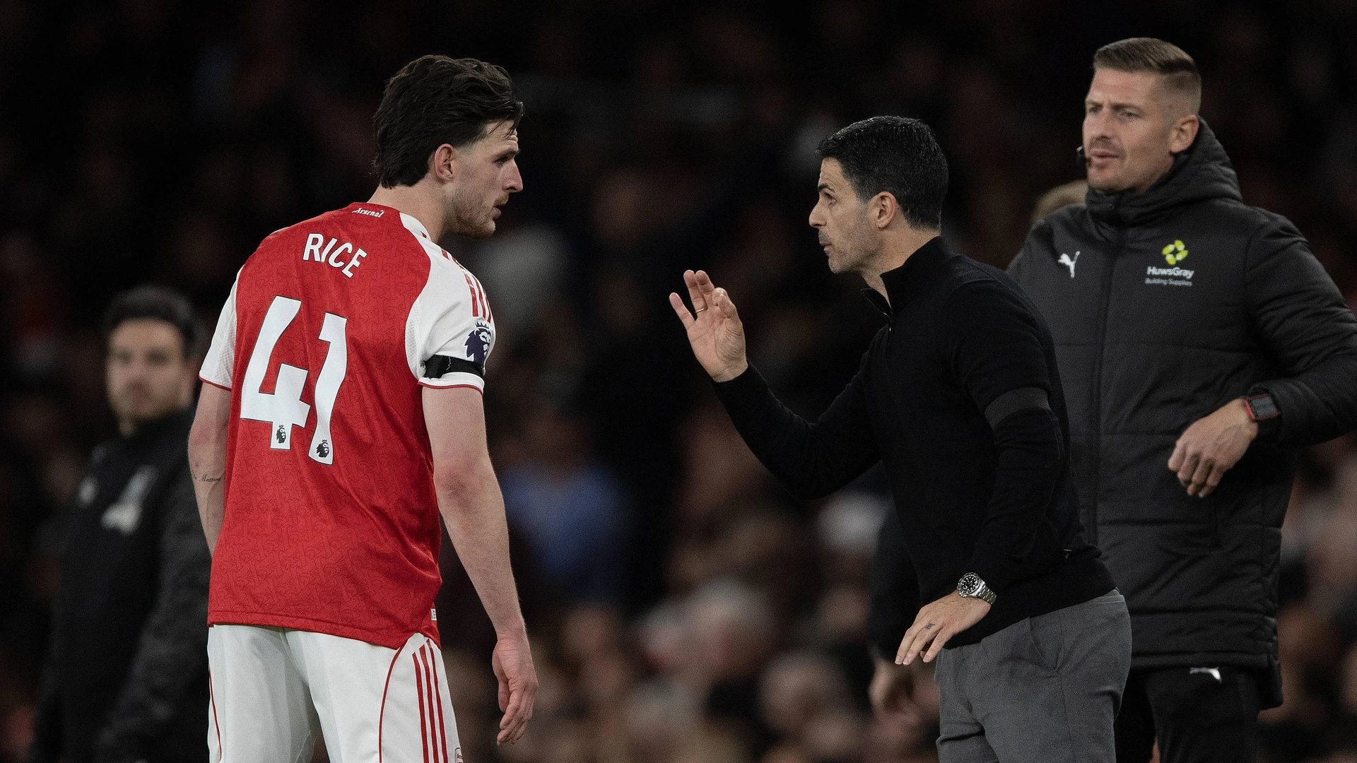 Arsenal v Burnley - Premier League LONDON, ENGLAND - MAY 18: Arsenal Manager Mikel Arteta and Declan Rice left during the Premier League match between Arsenal and Burnley at Emirates Stadium on May 18, 2026 in London, England.