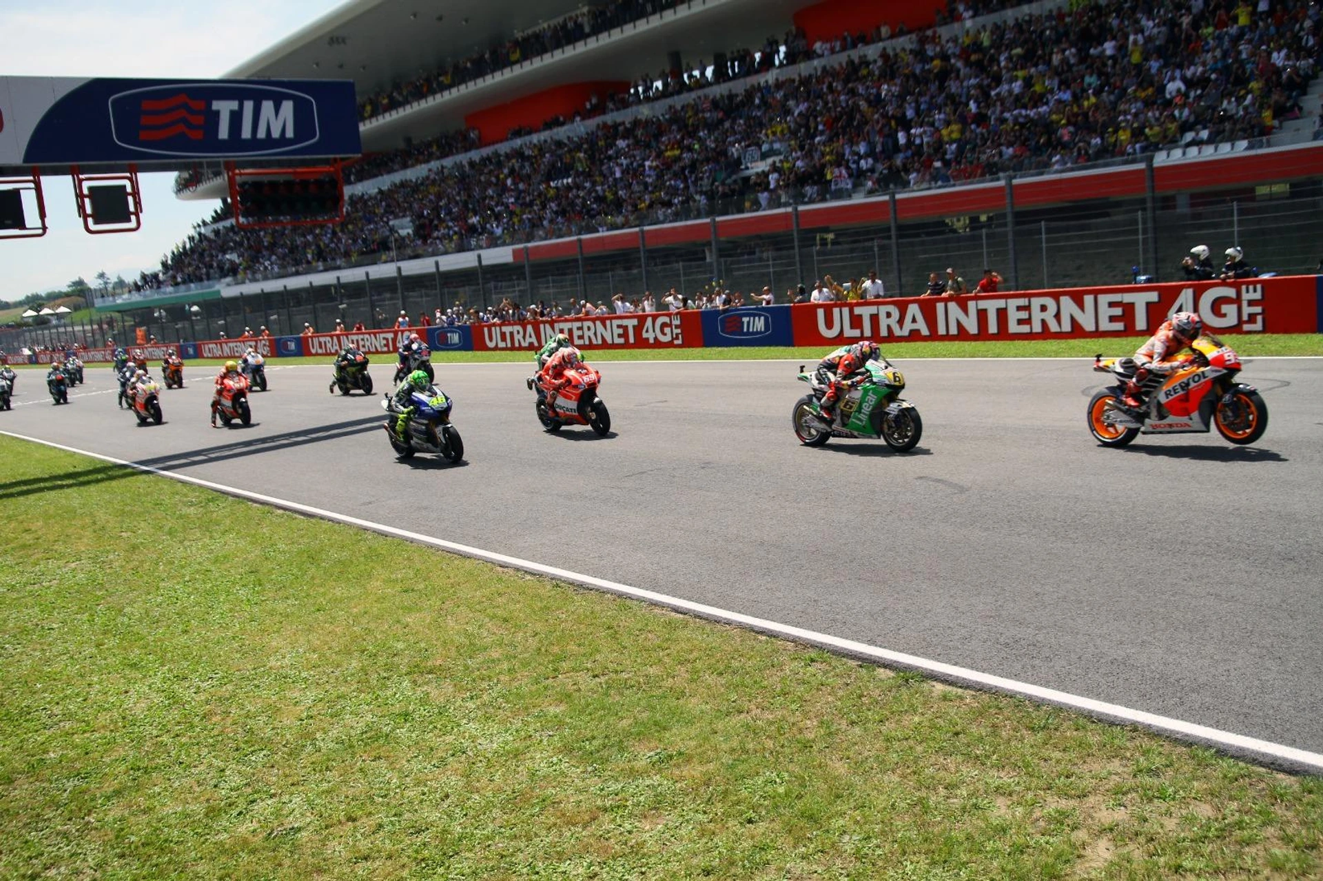 Petronas punta al riscatto a Portimao