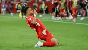 Швейцария се класира за 1/8-финалите на Мондиал 2026 след успех над Алжир
