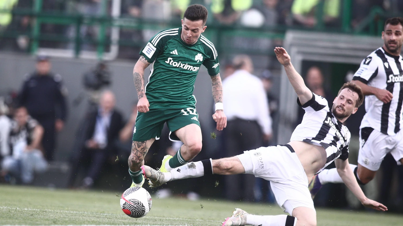 Bernard of Panathinaikos FC in action against Tomasz Kedziora of PAOK during the SuperLeague playoffs soccer match between Panathinaikos FC and PAOK held at Apostolos Nikolaidis Stadium in Athens, Greece, 31 March 2024.