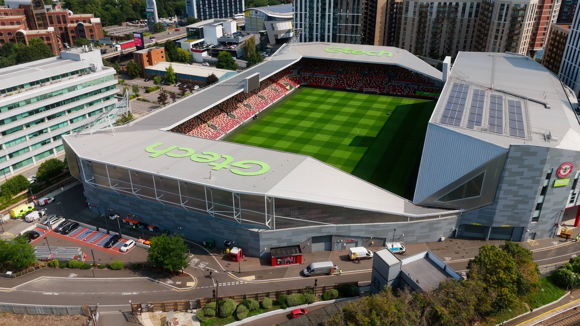 Gtech Community Stadium Брентфорд