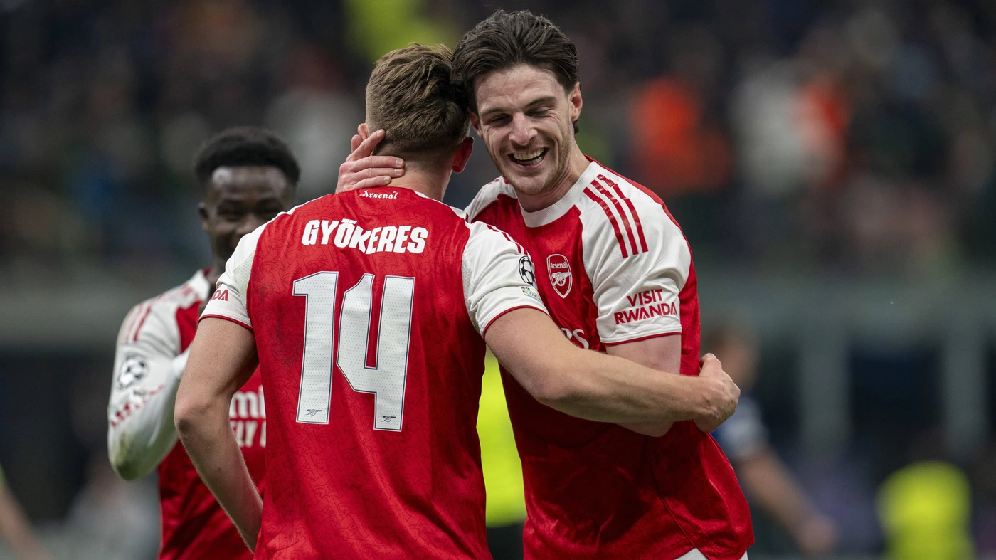 Arsenal forward Viktor Gyökeres 14 celebrates with Arsenal midfielder Declan Rice 41 after scoring to make it 1-3 during the Inter Milan v Arsenal UEFA Champions League match at the San Siro Stadium, Milan, Italy on 20 January 2026