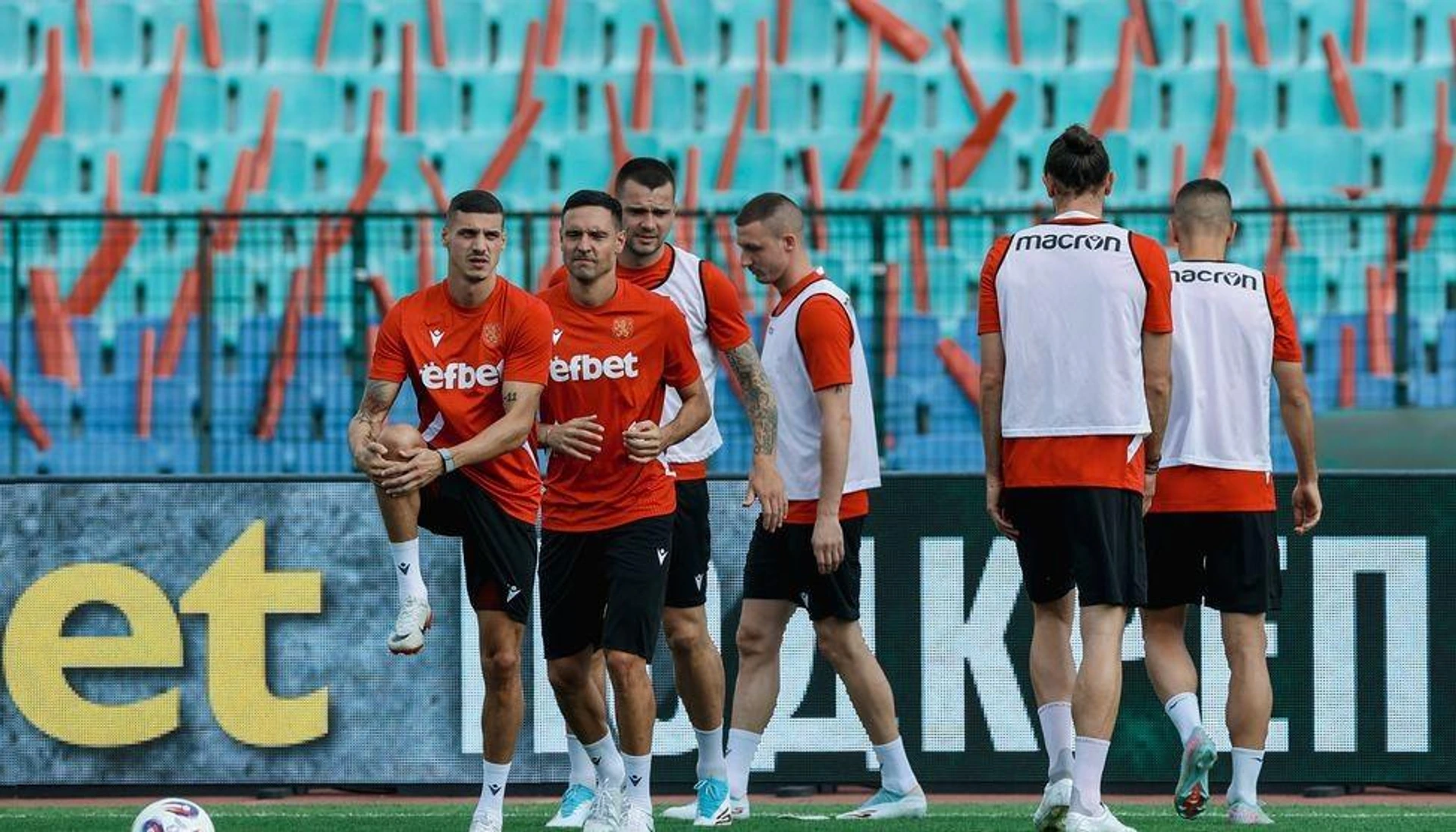 България ще се опита да затрудни европейския шампион