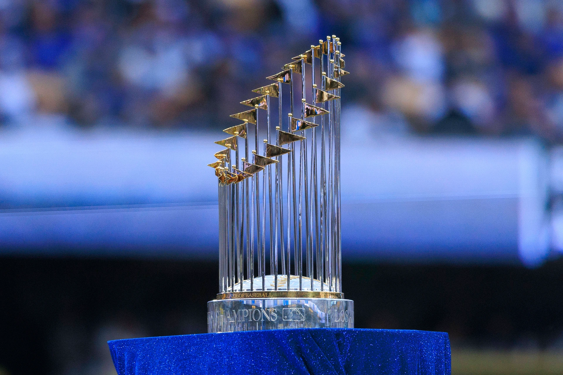 MLB: Лудницата Световни серии, в която светът не участва
