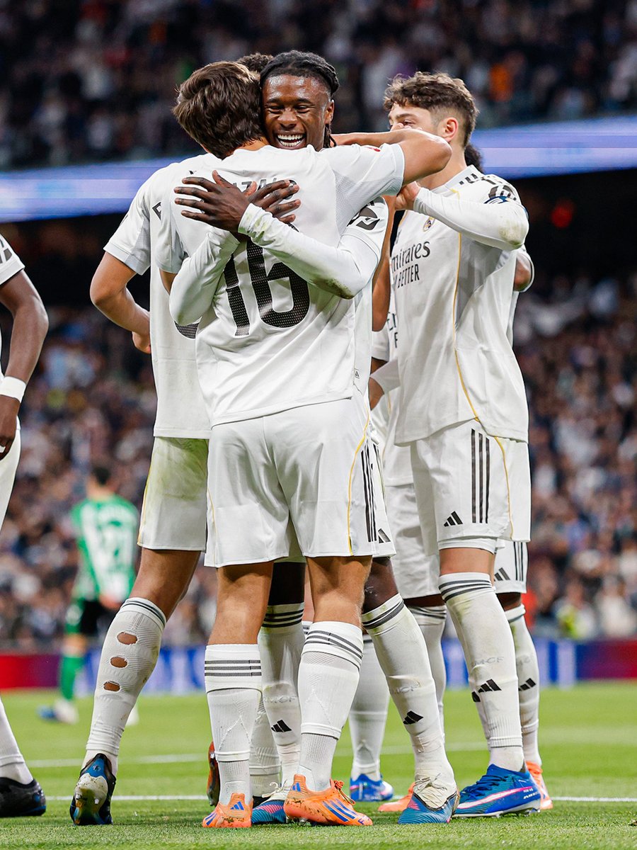 There's no stopping Vinicius Jr!🌪️