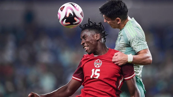 Moise Bombito L of Canada jumps for the ball with Jesus Angulo R of Mexico during the game International Friendly, Länderspiel, Nationalmannschaft between Mexican national team, Nationalteam Mexico and Canada at AT-T Stadium, on September 10, 2024,