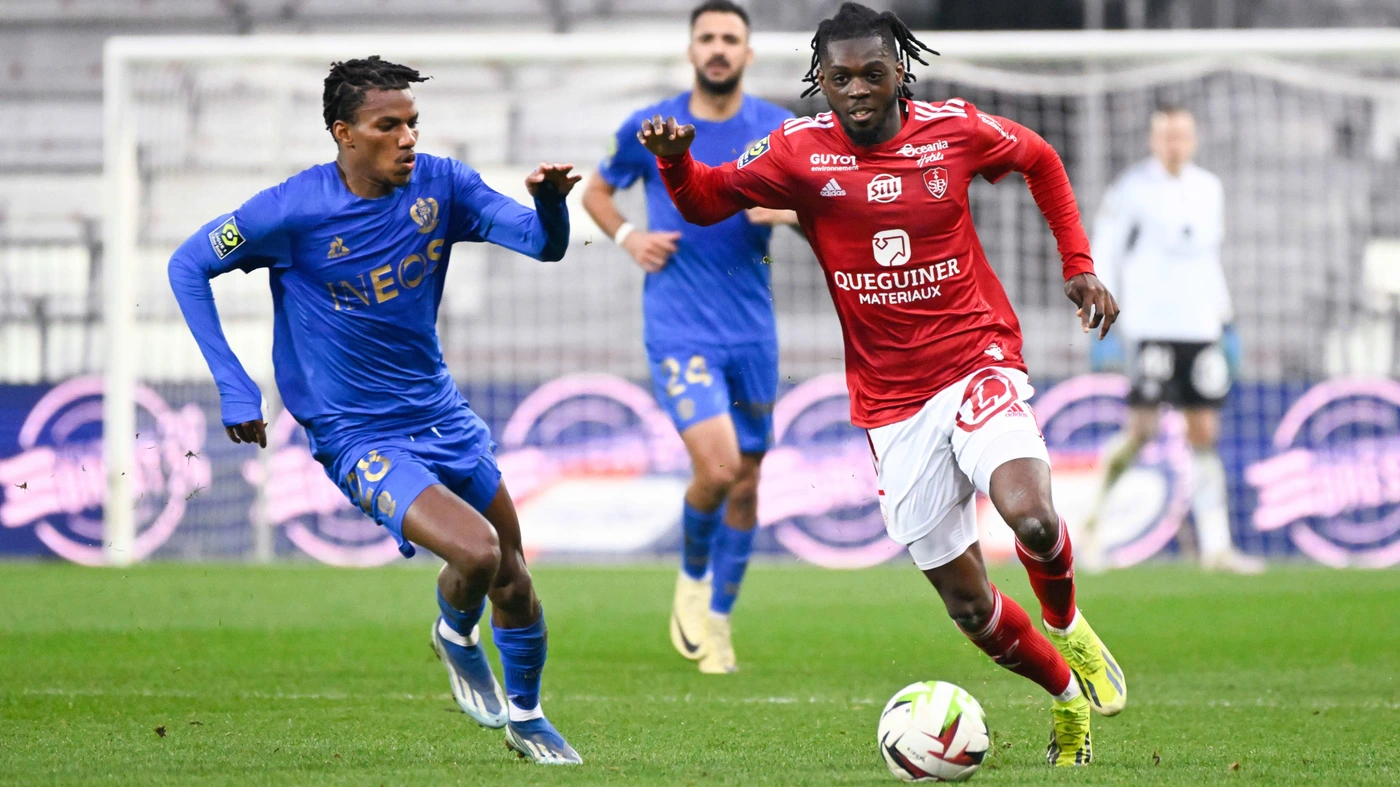 Bradley LOCKO 2 - Brest and Hicham BOUDAOUI 28 - Nice during the Ligue 1 match between Stade Brestois 29 and OGC Nice on february 04, 2024