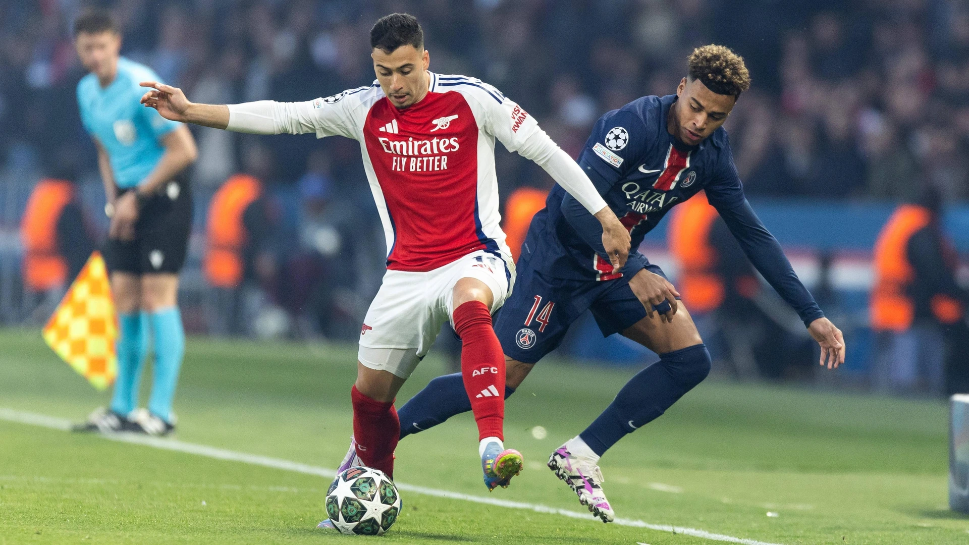 Gabriel Martinelli of Arsenal left and Desire Doue of Paris Saint-Germain right participate in the UEFA Champions League Semi-final Second Leg football match between Arsenal and Paris Saint-Germain at the Parc des Princes Stadium, on may 07, 2025.