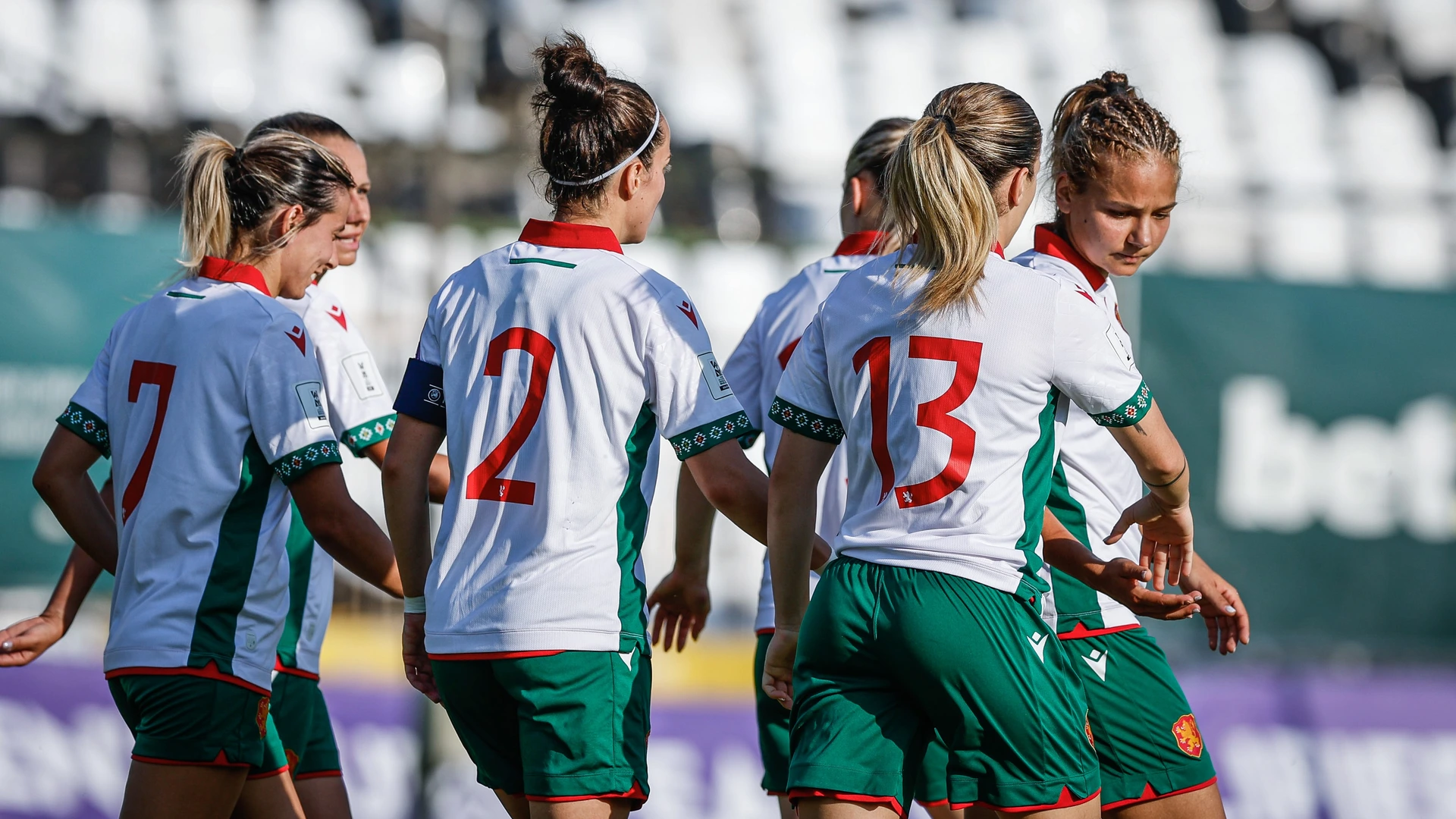 Bulgaria (women), България (жени)