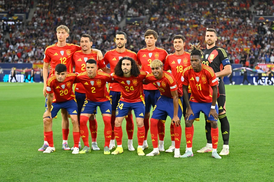 A Espanha na Copa do Mundo da FIFA 2026: Elenco, Treinador, Jogos e Histórico