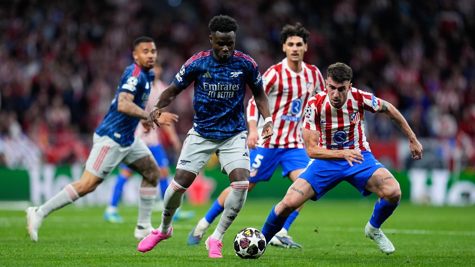 April 29, 2026, Madrid, Madrid, Spain: Bukayo Saka of Arsenal FC controls the ball during the UEFA Champions League 2025/26 League Semi Final First Leg match between Atletico de Madrid and Arsenal FC at Riyadh Air Metropolitano on April 29, 2026