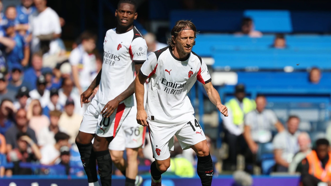 Luka Modric of AC Milan is in action during the VisitMalta weekender soccer match between Chelsea FC and AC Milan, at Stamford Bridge, London, United Kingdom on 10 August 2025.