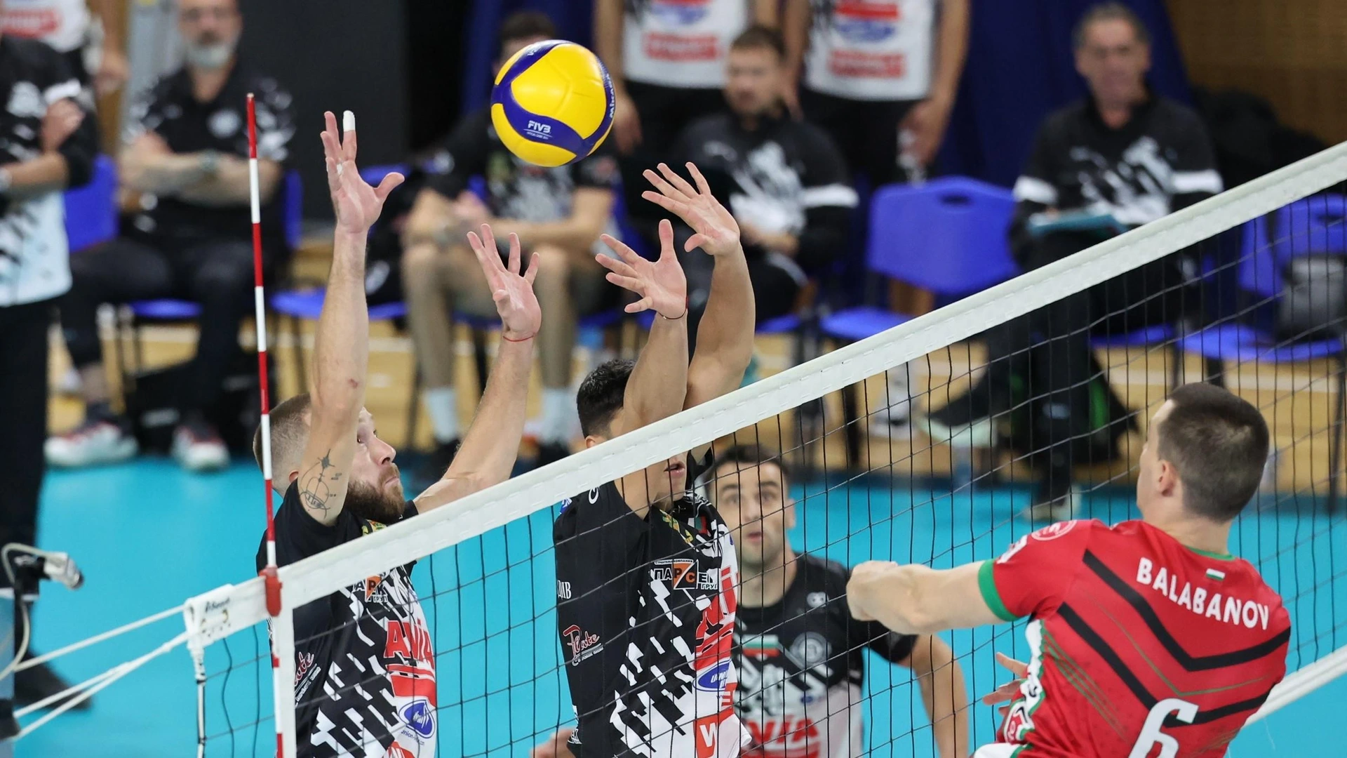 🏐 СУПЕРВОЛЕЙ: Локомотив Авиа ще закрие годината с победа