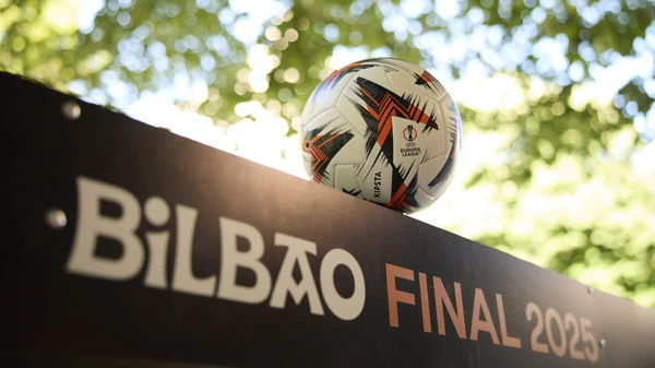 UEFA Europa League Final 2025 A detail view of the official match ball ahead of the UEFA Europa League 2024/25 Final match between Tottenham Hotspur and Manchester United, ManU at San Mames on May 17, 2025, in Bilbao, Spain.