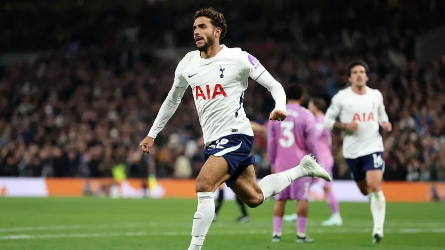 Spectacular goals bring Tottenham’s first win of the season