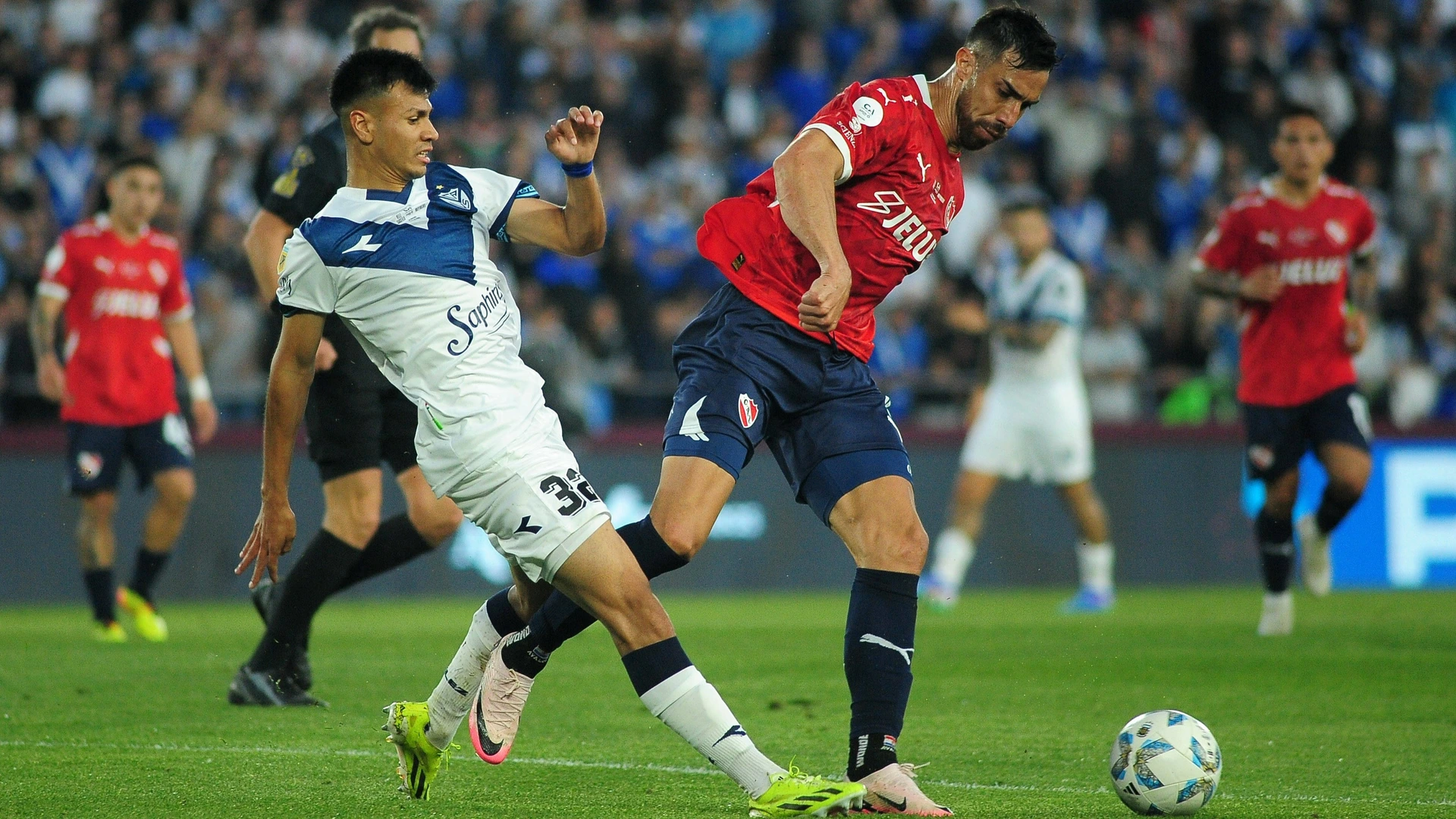 Gabriel Avalos and Christian Ordonez Velez Sarsfield vs Club Atletico Independiente Quarterfinals Copa Argentina 27 9 2024