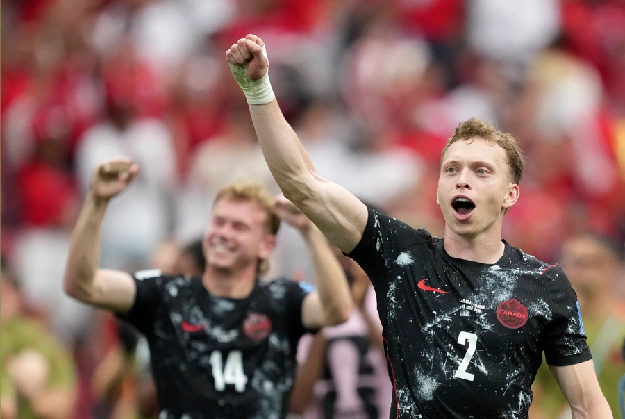 Canada steamroll nine-man Qatar and look towards the knockouts