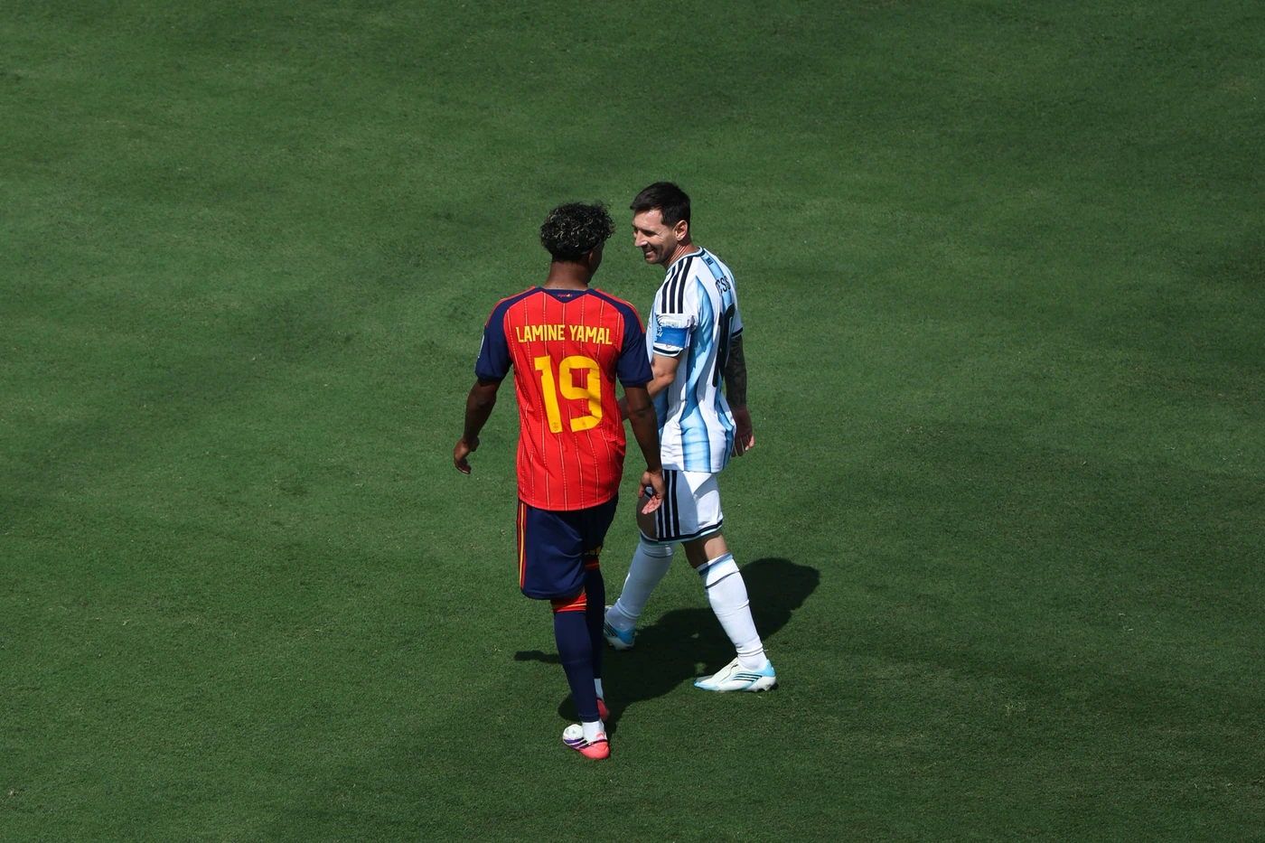 Spain v Argentina: Final - FIFA World Cup, WM, Weltmeisterschaft, Fussball 2026 Lamine Yamal of Spain and Lionel Messi of Argentina are pictured together during the FIFA World Cup Final between Spa...