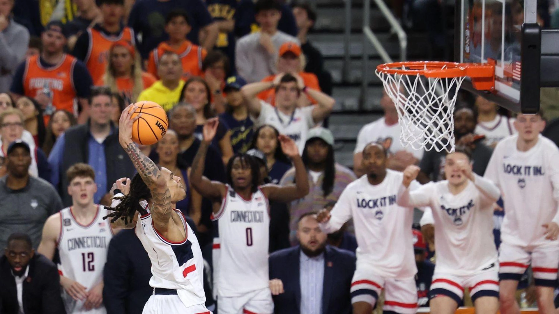 Кънектикът баскетбол NCAA Final four 2026 уинбет
