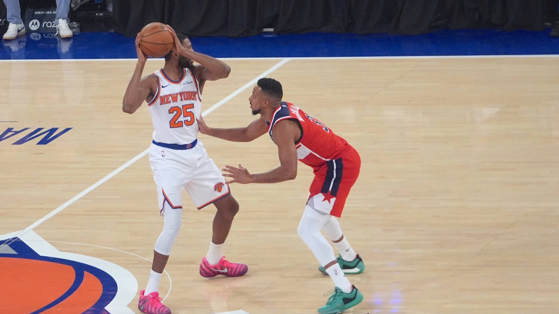 Mikal Bridges 25 of the New York Knicks in action during the NBA game between the New York Knicks and the Washington Wizards at Madison Square Garden in New York, United States on November 3, 2025