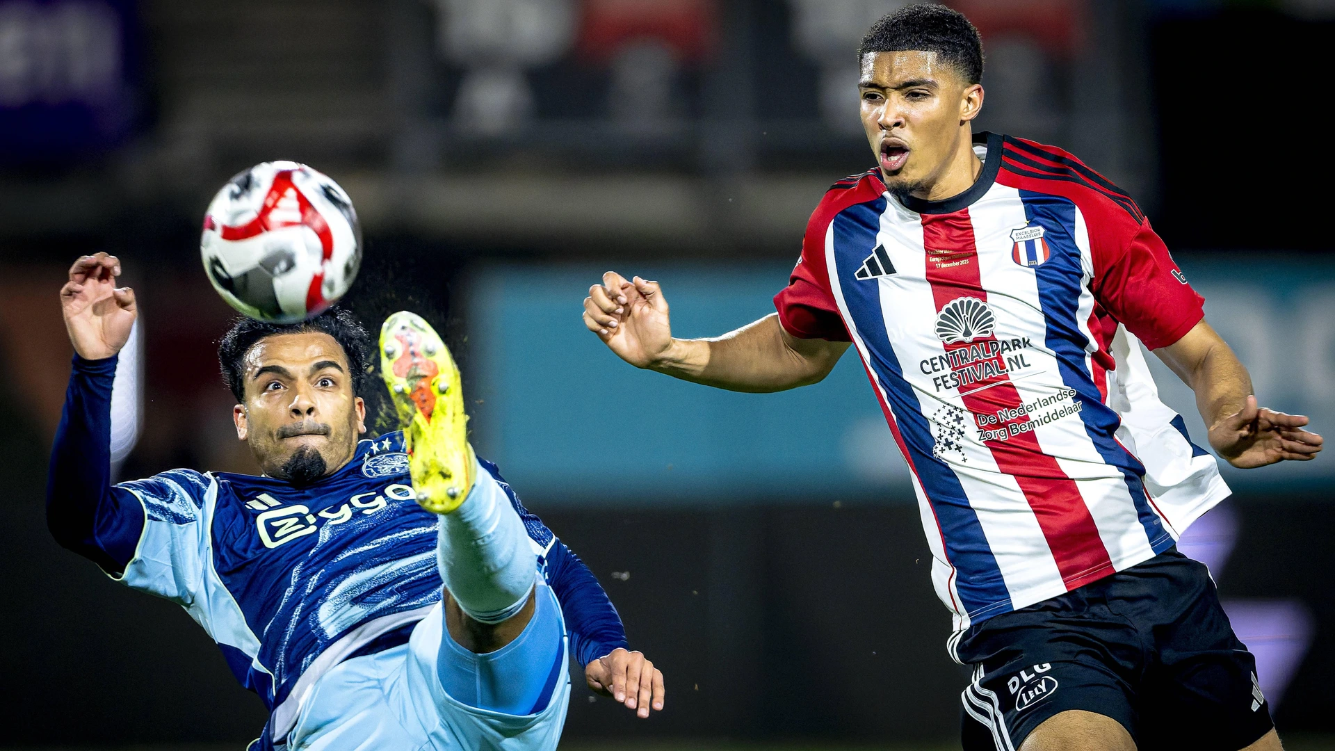 AFC Ajax Amsterdam defender Owen Wijndal, Excelsior Maassluis player Jannick Verbont during the match Excelsior Maassluis vs AFC Ajax Amsterdam on 17 december 2025.
