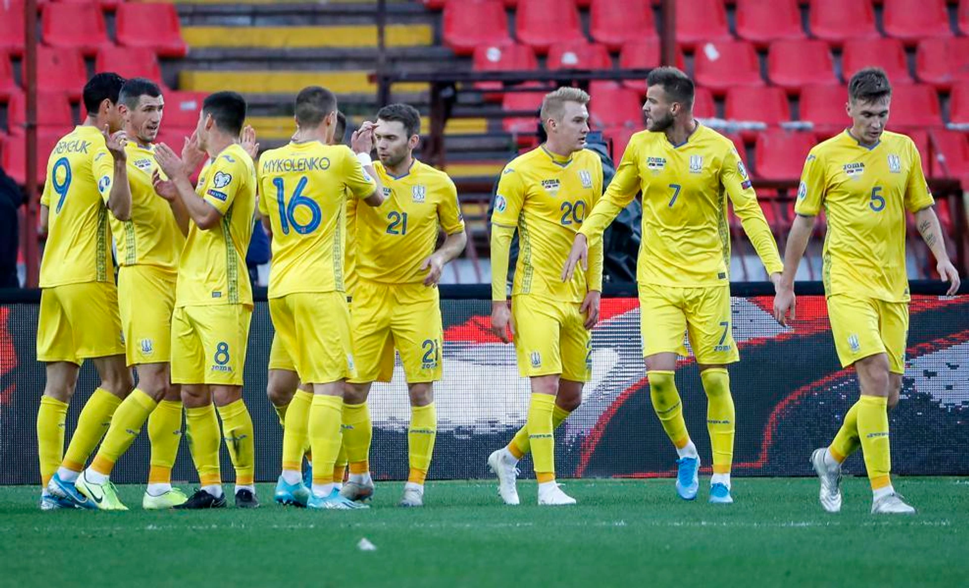 Австрия и Северна Македония ще пробват да се върнат в играта